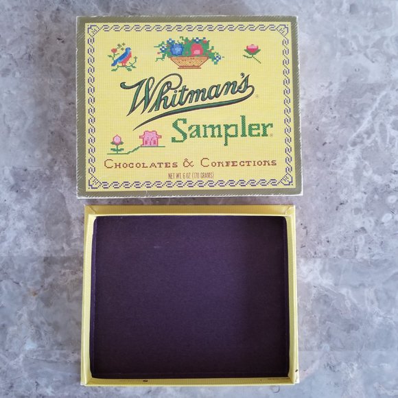 Vintage Whitman's Sampler Box (Empty) - Picture 8 of 12